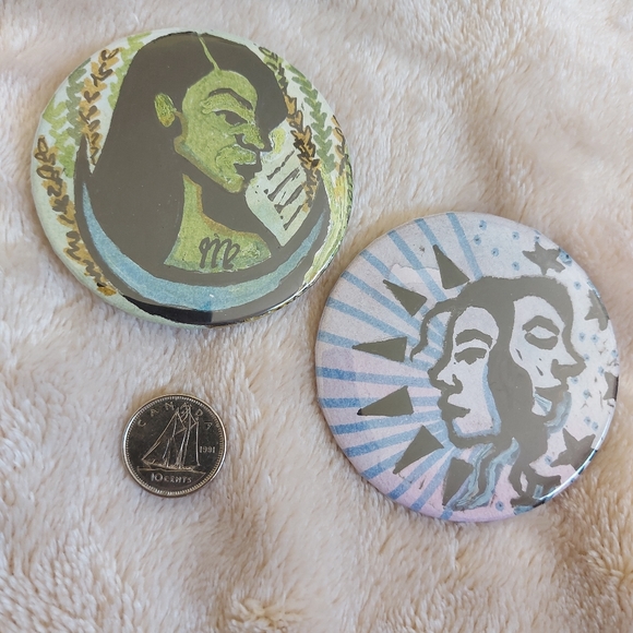 Star sign buttons - Picture 1 of 2